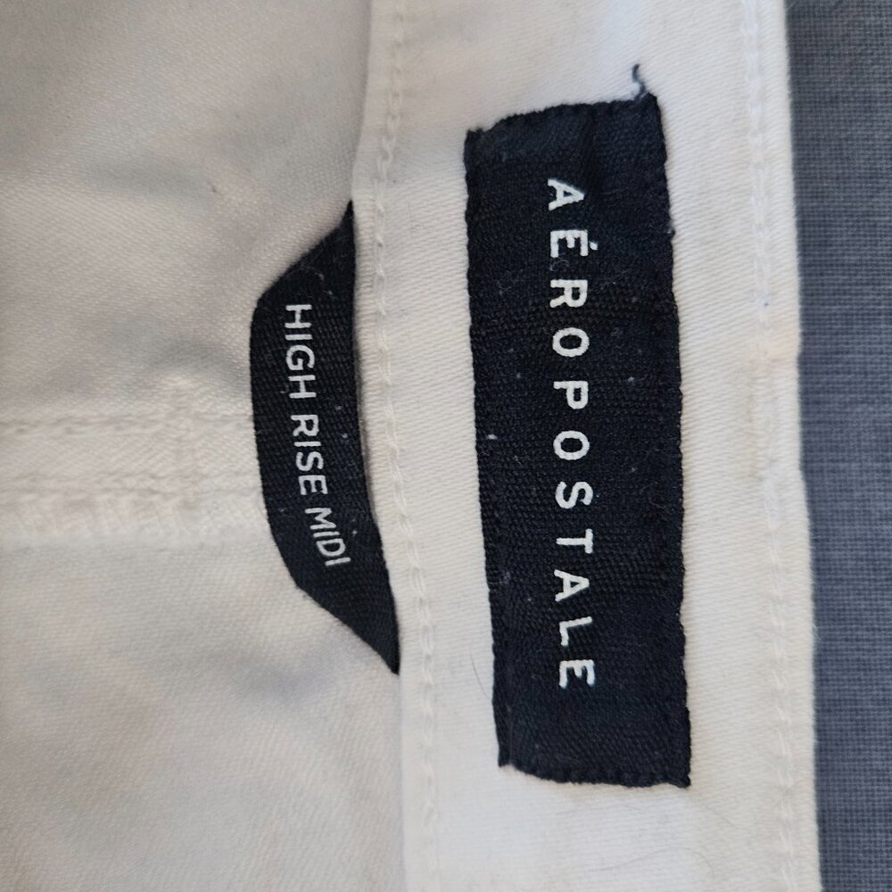 Aeropostale White High-Rise Denim Midi 8 Shorts - Picture 6 of 7